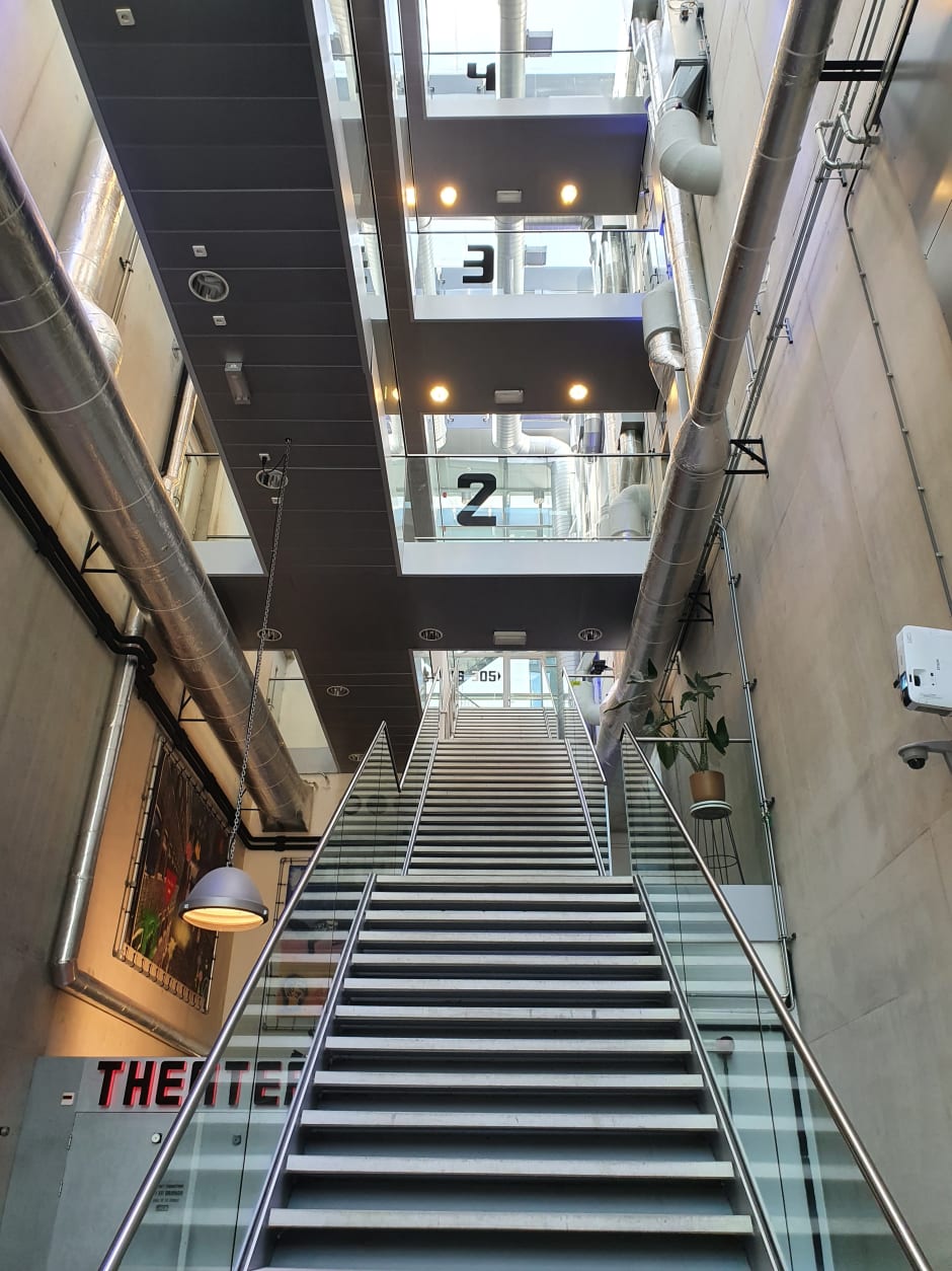 De trap in de vide van Crea